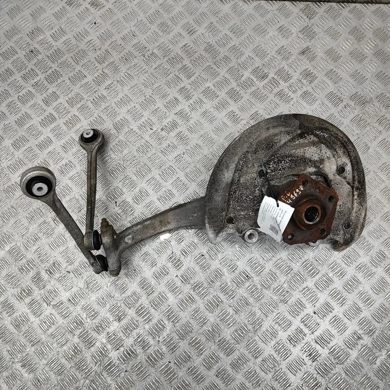 Priekšējā rumba 8W0407560