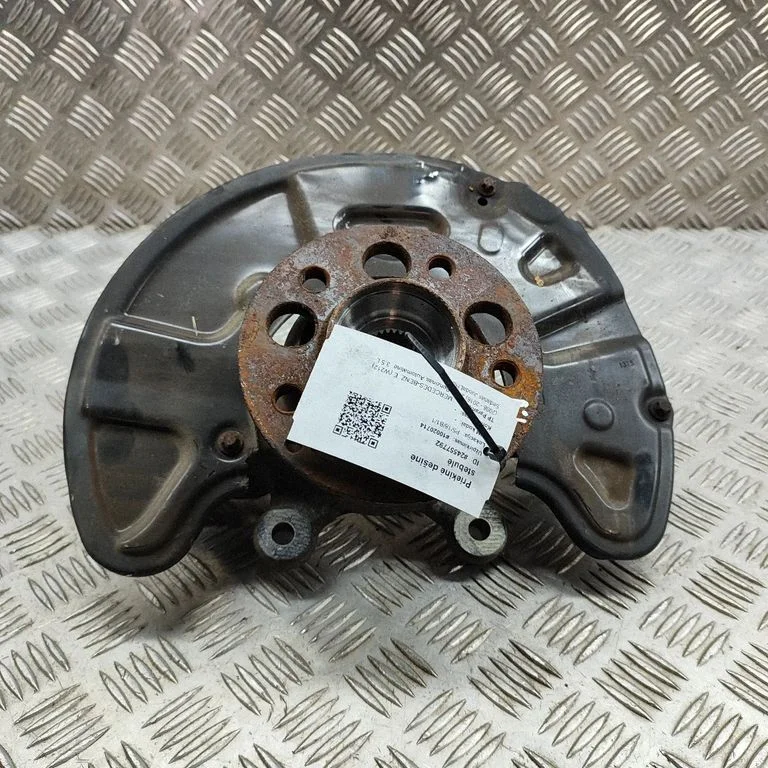 Priekšējā rumba A2123303401