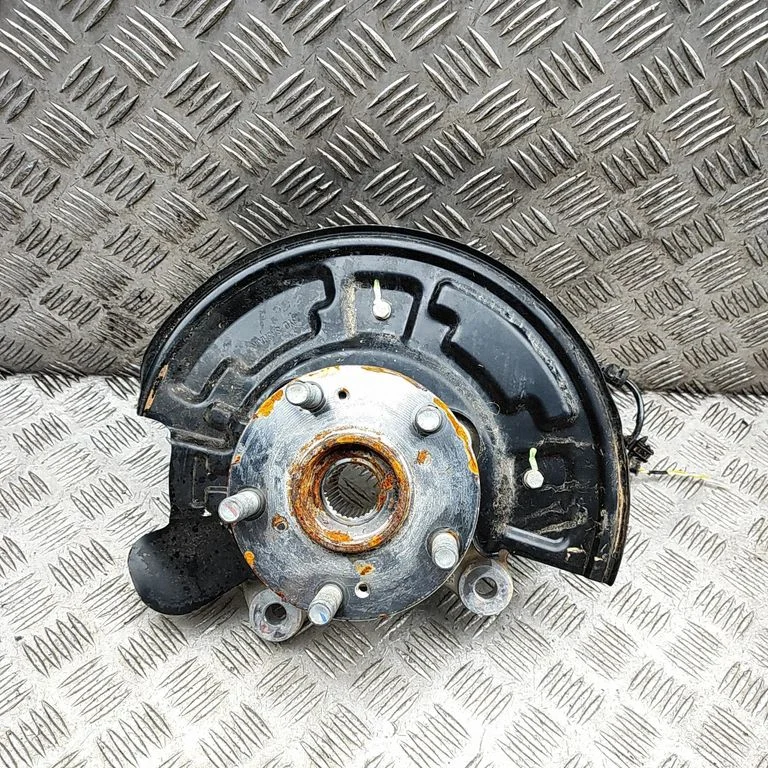 Front wheel hub SA2H3103100