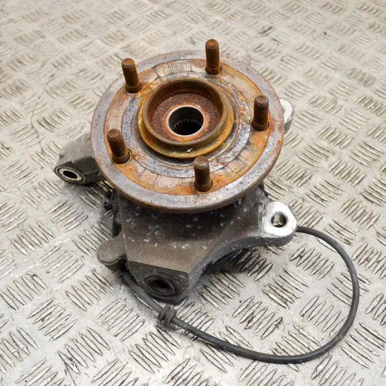 Front wheel hub