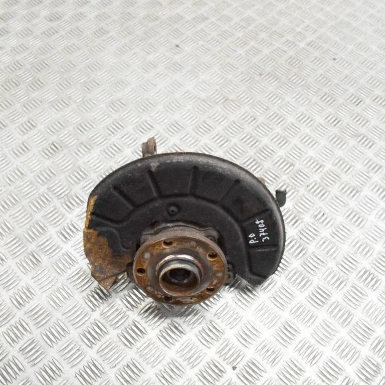 Front wheel hub – Audi RS Q3 (2013-2018)