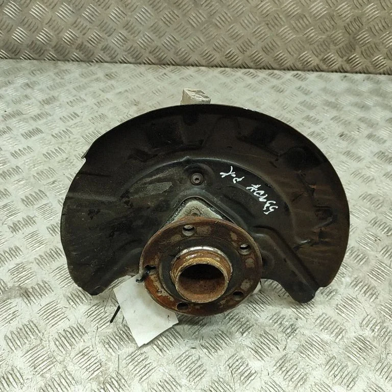Front wheel hub – Skoda Enyaq iV (2020-)
