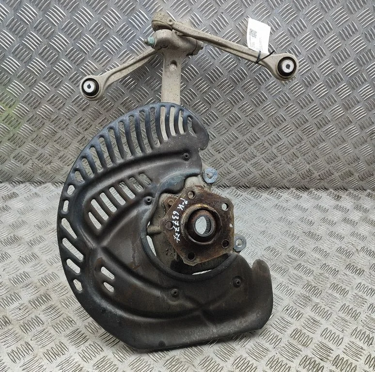 Priekšējā rumba 4M0407509B