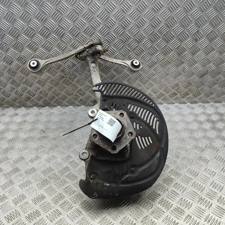 Front wheel hub 4M0498625C