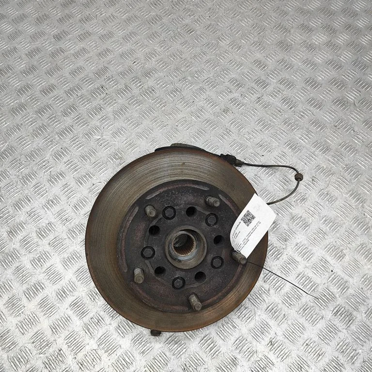 Front wheel hub KK313K186AB