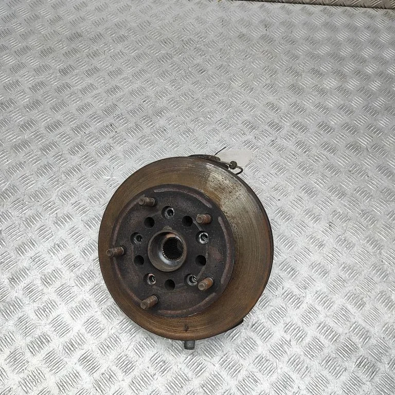 Front wheel hub KK313K185AB
