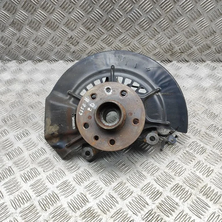 Front wheel hub 4355042050