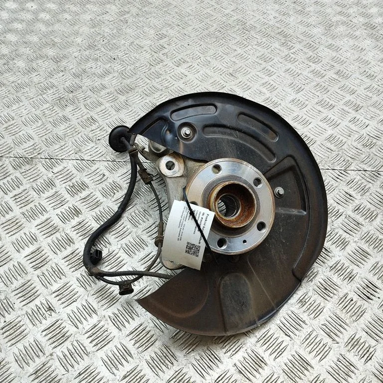 Piasta przednia 32246335