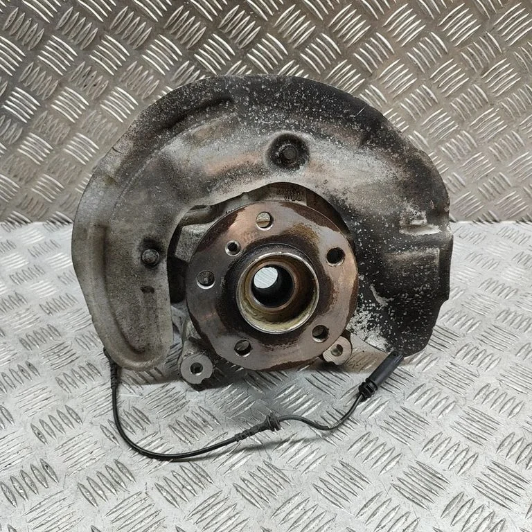 Priekšējā rumba 6895881
