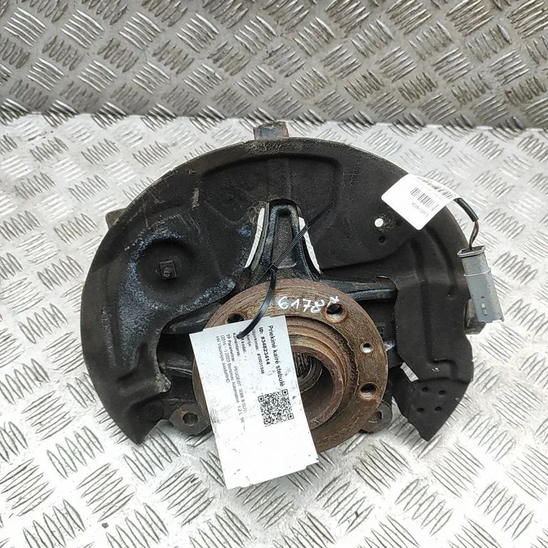 Front wheel hub 9830991380