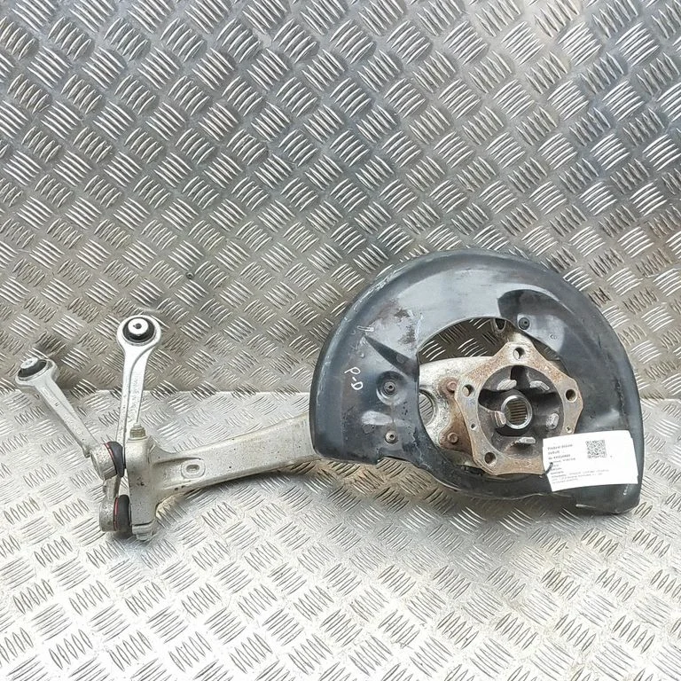 Priekšējā rumba 9Y0407242B