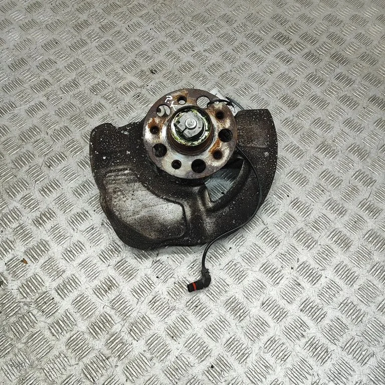 Front wheel hub A2183300125