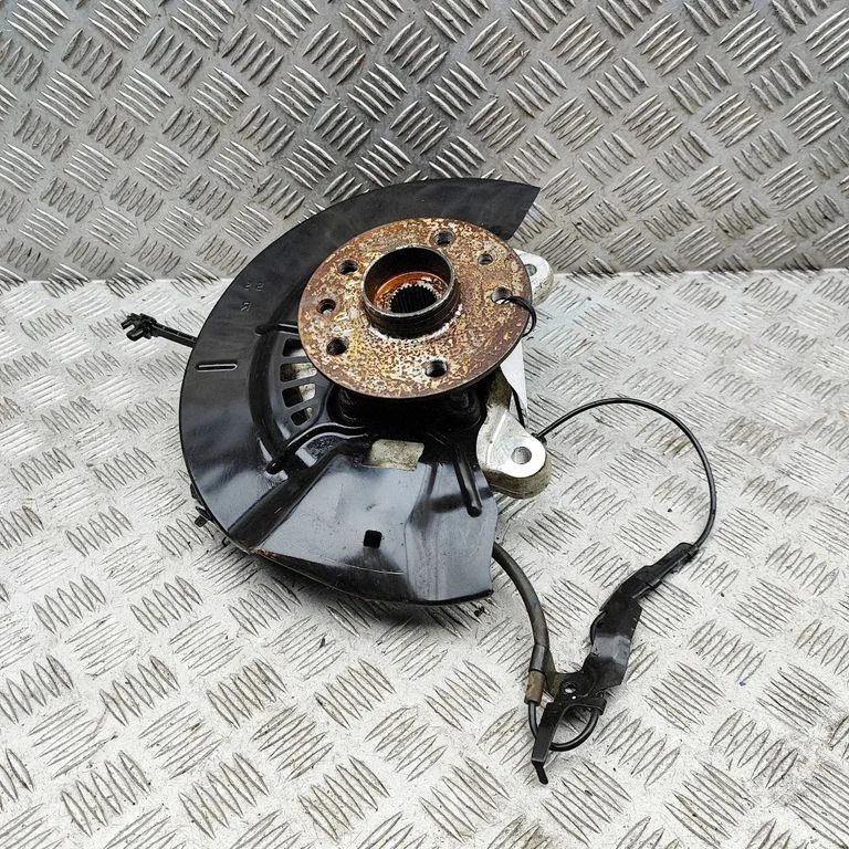 Front wheel hub 4333049235