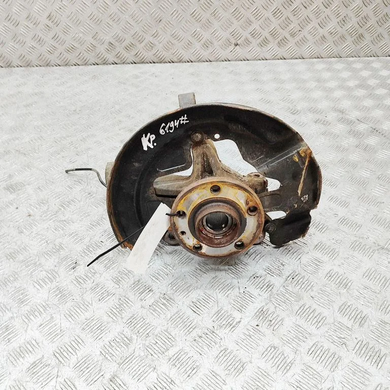Front wheel hub 31451326