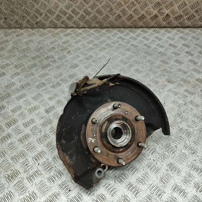 Priekšējā rumba MR992377