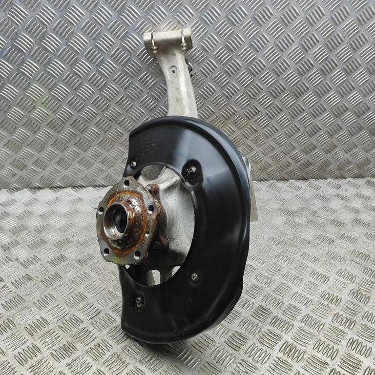 Front wheel hub 85E407621F