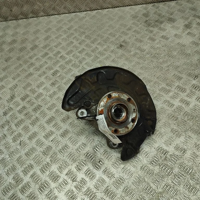 Priekšējā rumba 5Q0407257C
