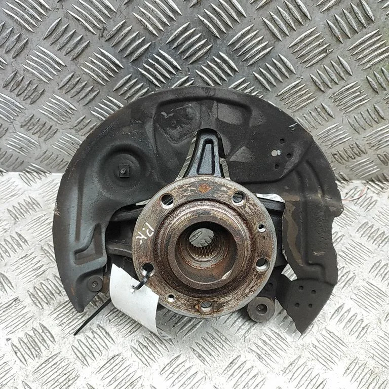 Priekšējā rumba 1647857480