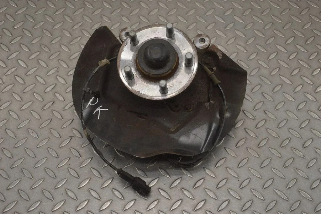 Front wheel hub FR808108A