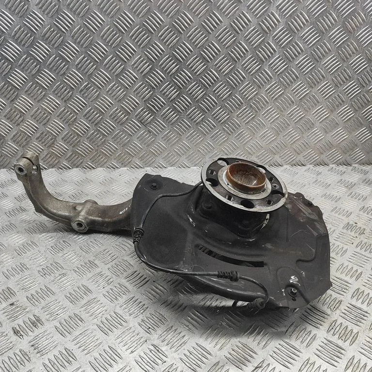 Front wheel hub A2223321901