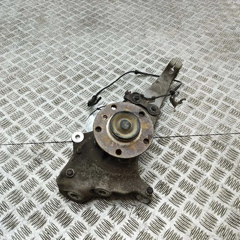 Priekšējā rumba 6775770