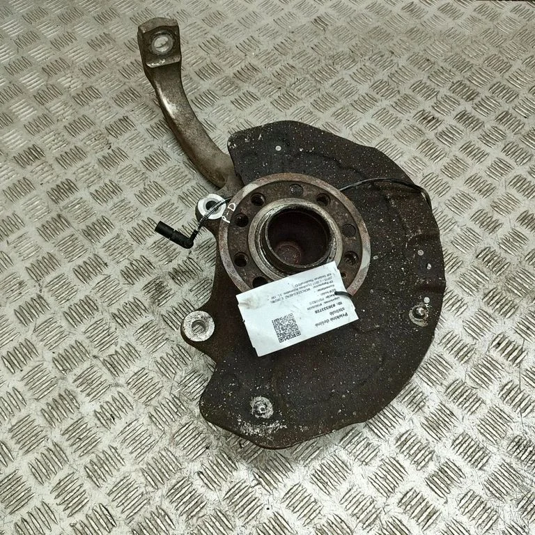 Front wheel hub A2133324800