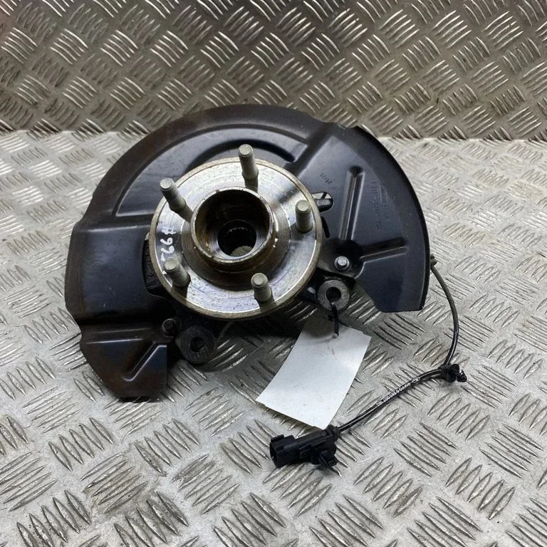 Priekšējā rumba L1TC2K004AB