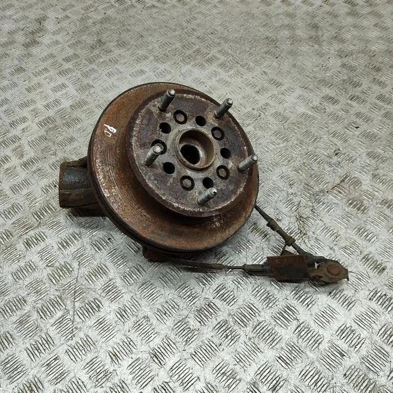 Front wheel hub BK213K185AF