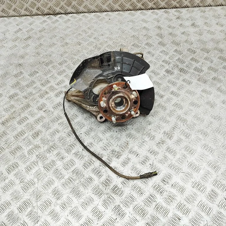 Front wheel hub 51710N7000