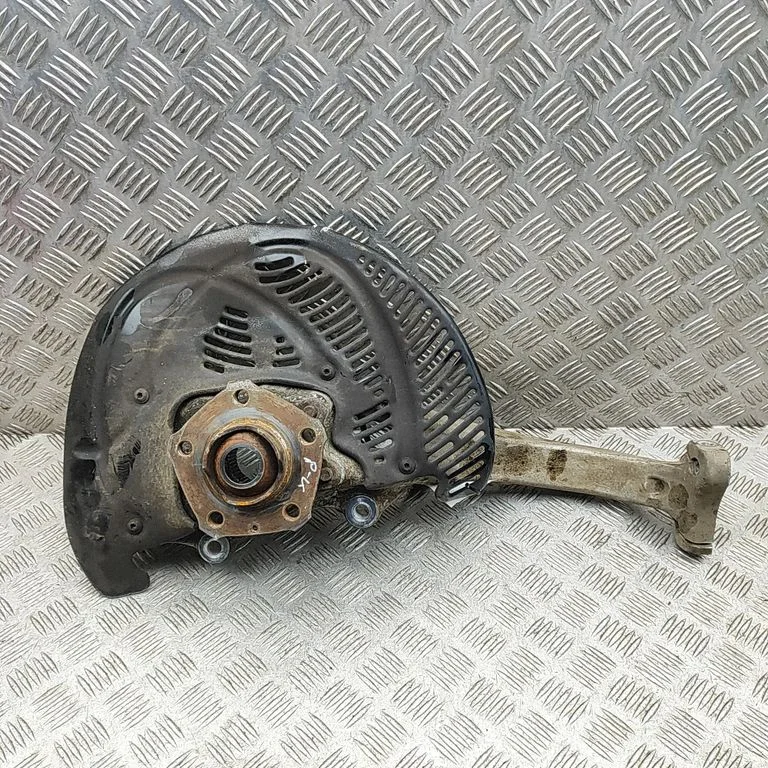 Piasta przednia 4M0407241J