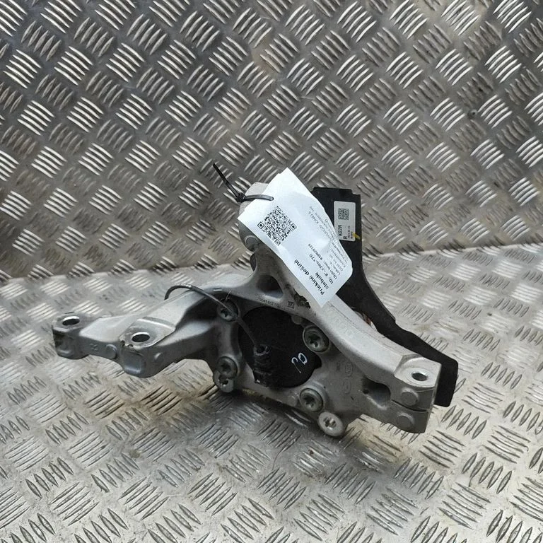 Front wheel hub 51711KL000