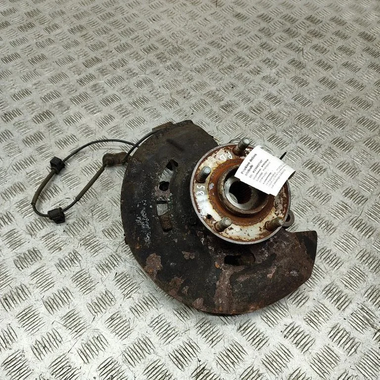 Front wheel hub 51716D7000