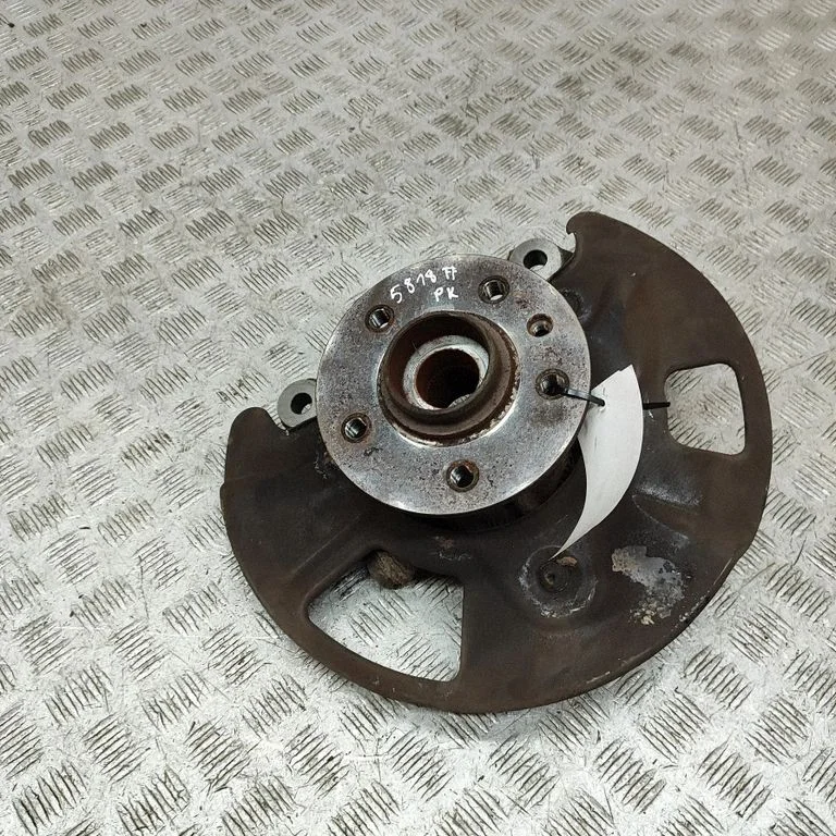 Priekšējā rumba 2N0407257B