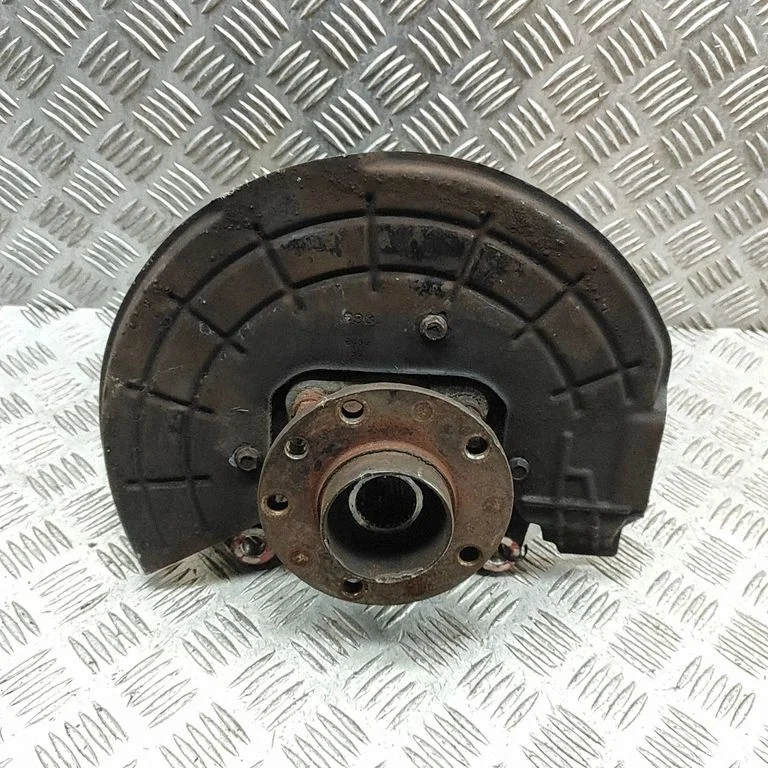Piasta przednia 28A32205