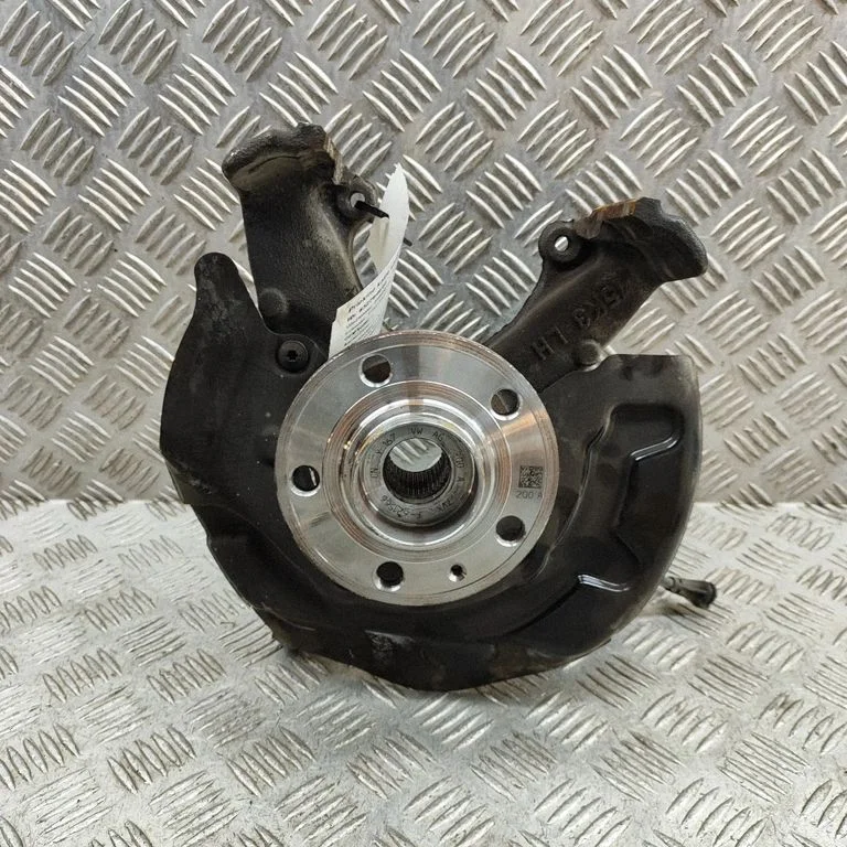 Front wheel hub 2Q0407255AD