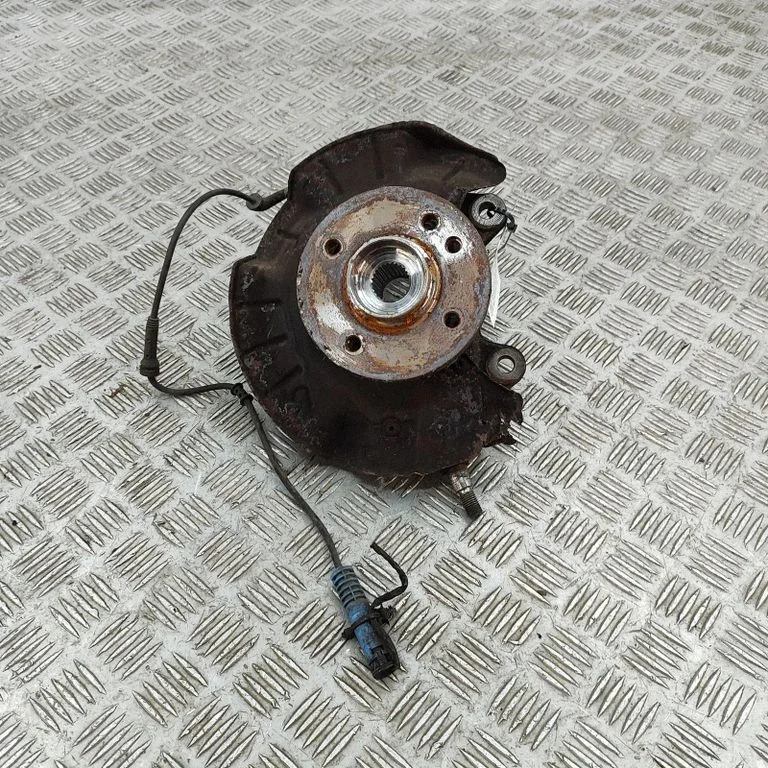 Priekšējā rumba 6756889