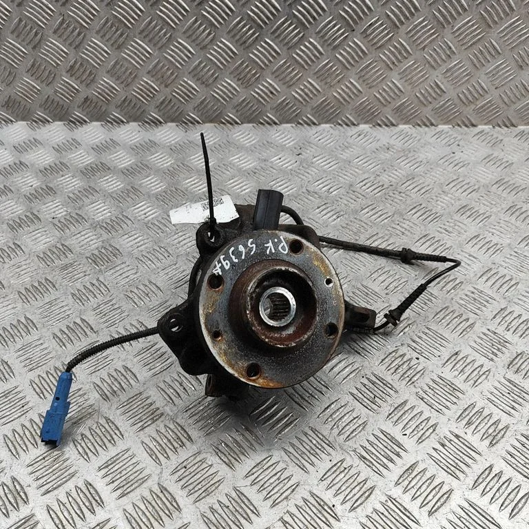 Front wheel hub 1607557480