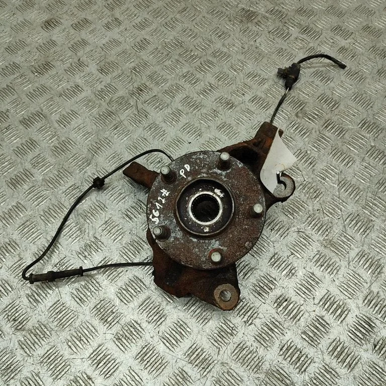Front wheel hub KD3533021A