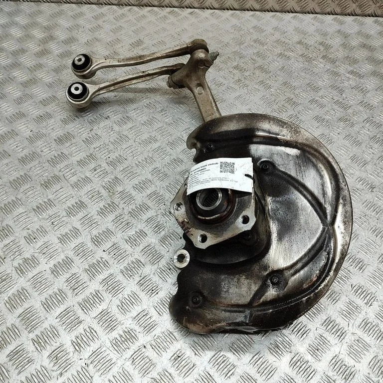 Priekšējā rumba 8W0407560