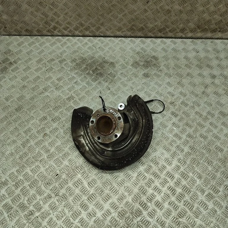 Priekšējā rumba 6792288