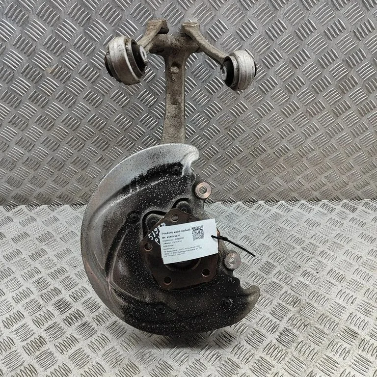 Priekšējā rumba 4M0498625F