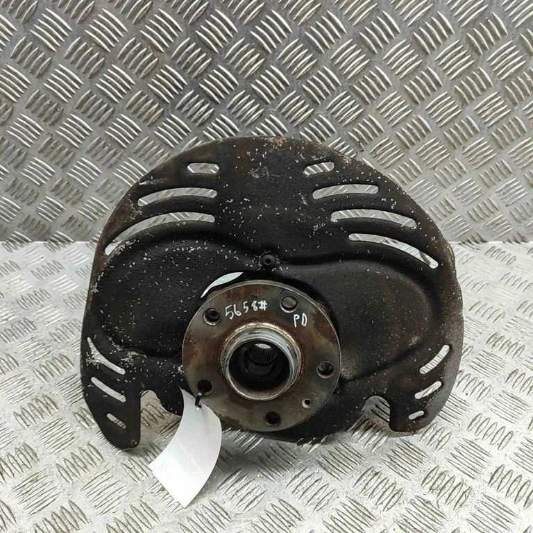 Front wheel hub 1K0407256AA – Audi RS Q3 (2013-2018)