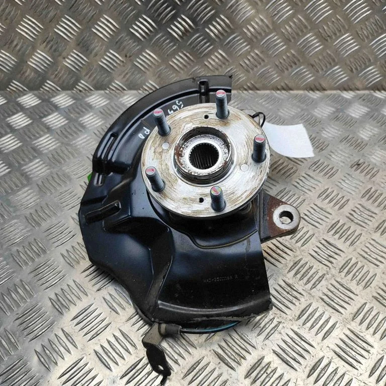 Front wheel hub SC2E2304112