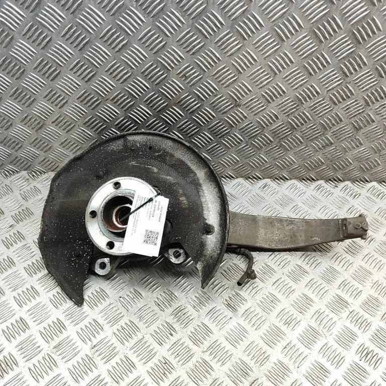 Priekšējā rumba 31476316