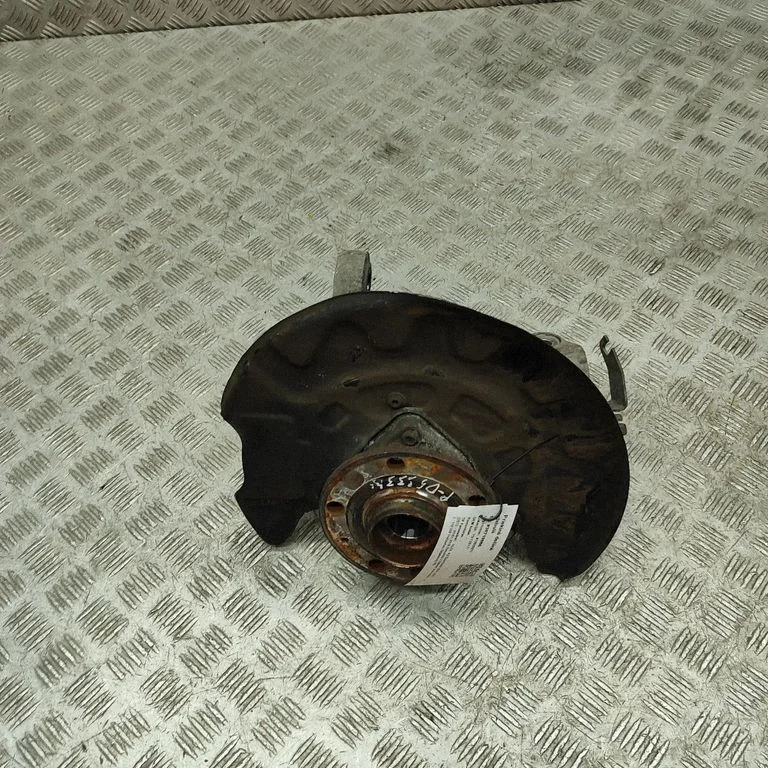 Priekšējā rumba 5Q0407258C