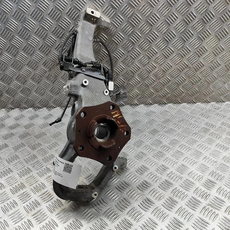 Priekšējā rumba 971407615C