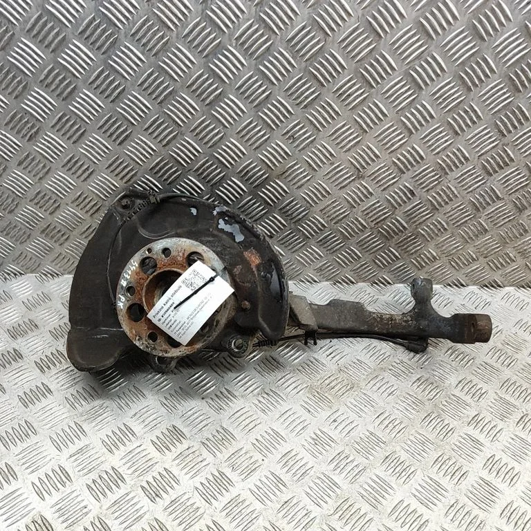 Front wheel hub A2213324701