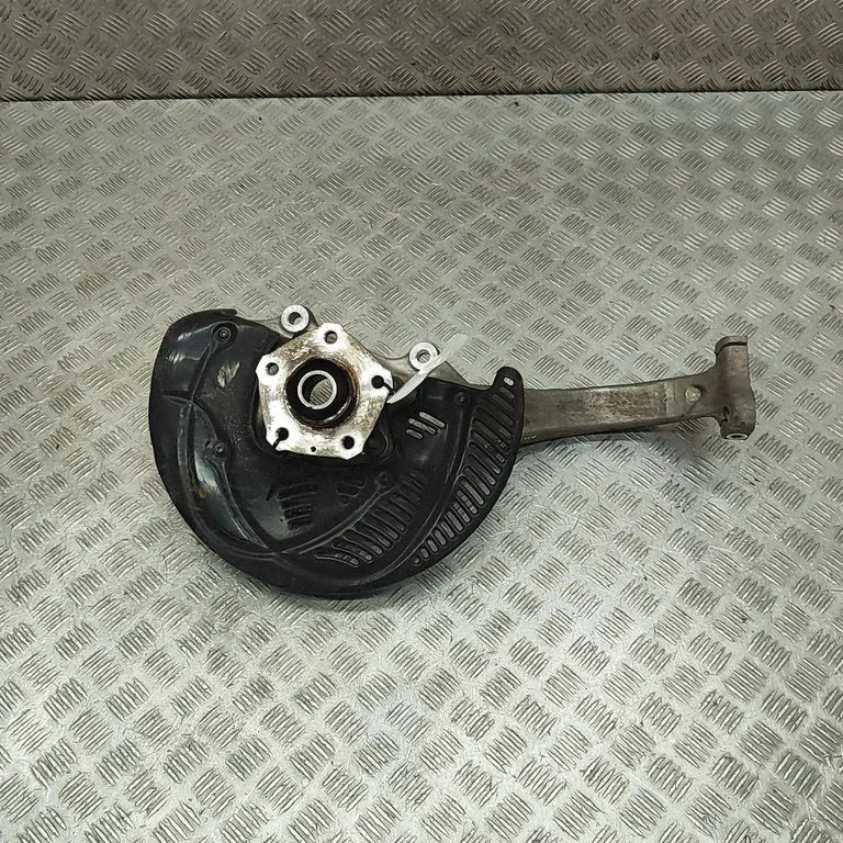 Front wheel hub – Audi RS Q8 (2019-)