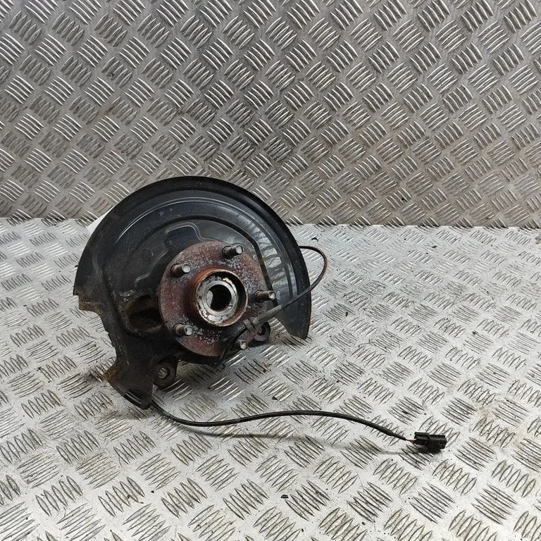 Front wheel hub 400141KK0A