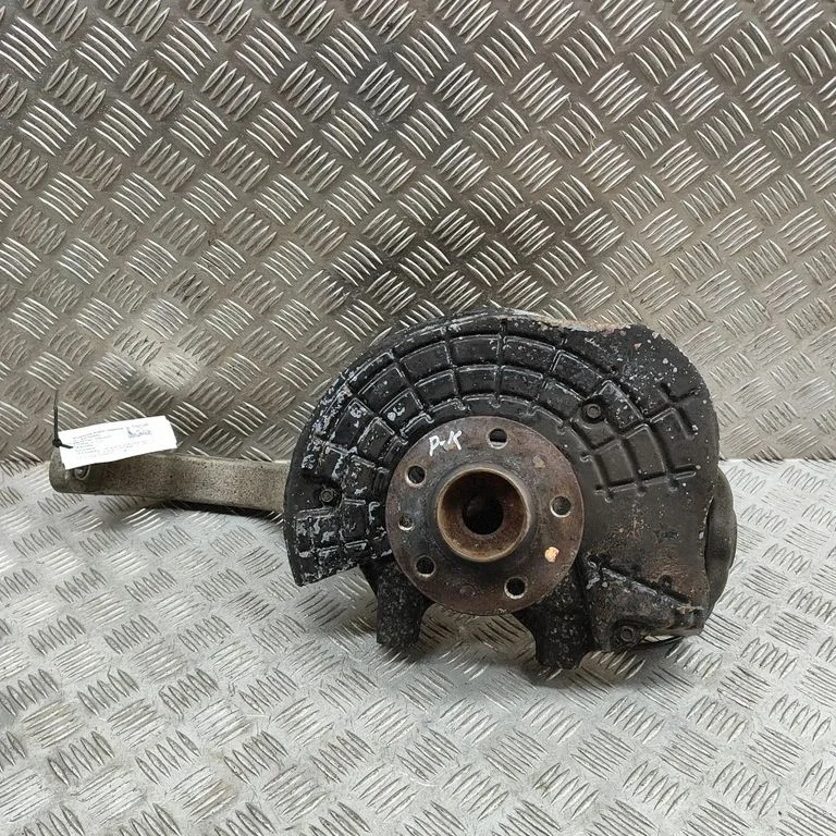 Eesmine rattarumm 06700047610